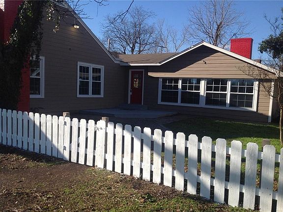 3rd image of 1601 Ferris Ave