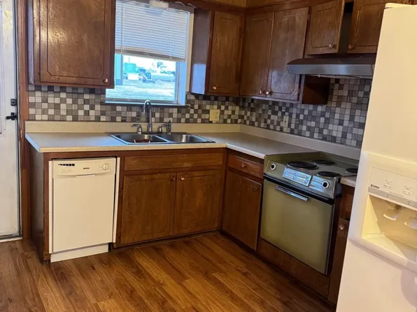 717 Main Ave #2, Gruver, TX 79040
