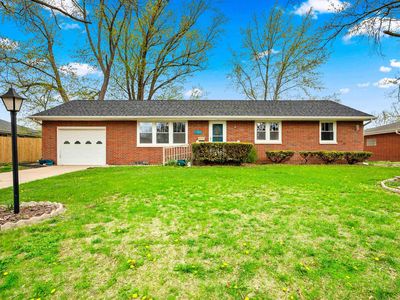 1705 W Lake Ave, Peoria, IL, 61614