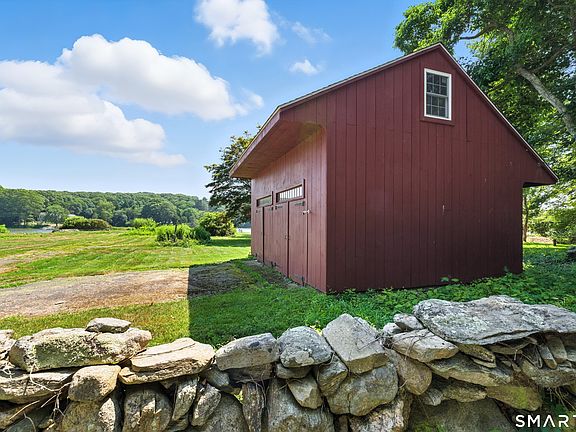 4th image of 88 Cove Road