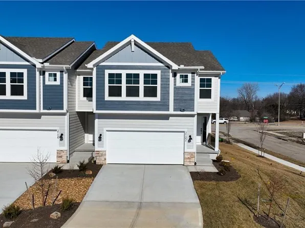 2102 SW Holdbrooks Dr, Lees Summit, MO 64082