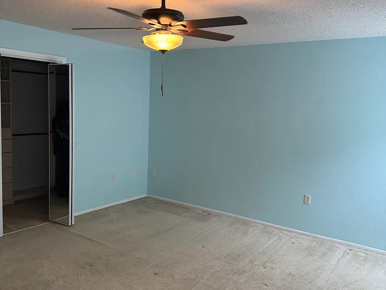 371 Augustine Ct — Photo 37