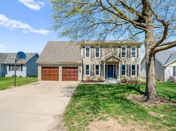 1222 E Butterfield Pl, Olathe, KS 66062