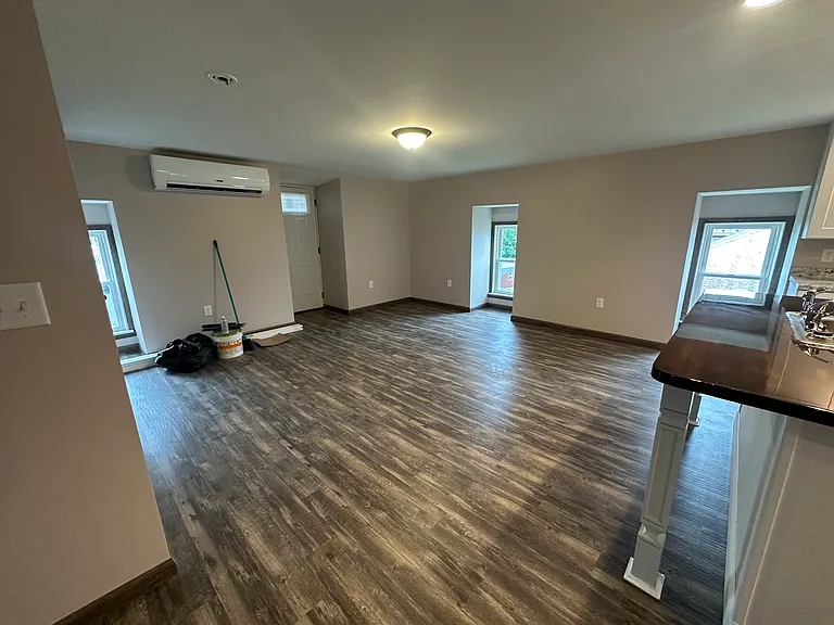 107B N Market St — Photo 16