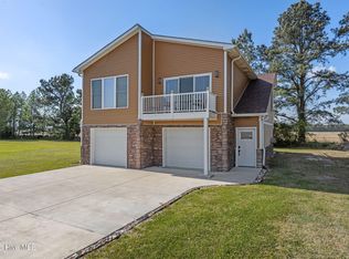 425 Griggs Rd, Vandemere, NC 28587