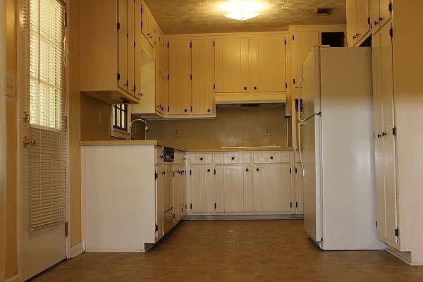 1st image of 3223 Bruckner Blvd