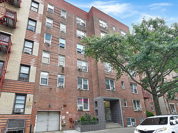 2nd image of 2331 Ocean Ave APT 6C