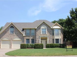4165 Brentwood Cir, Grapevine, TX 76051