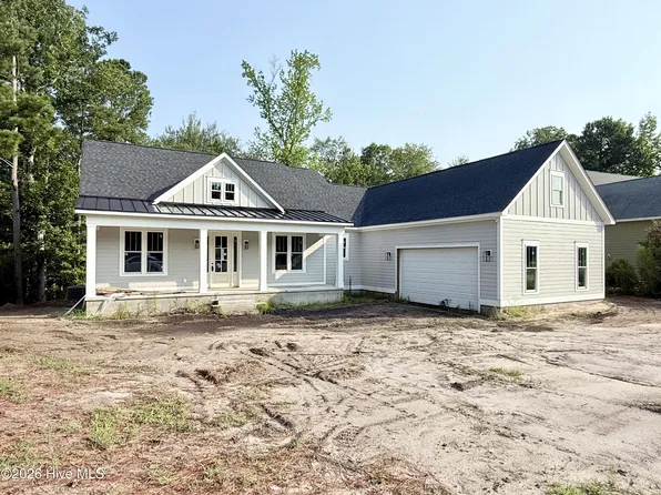 1541 Grandiflora Drive, Leland, NC 28451