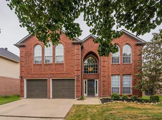 7851 Teal Dr, Fort Worth, TX 76137