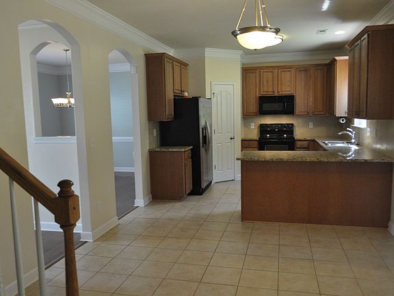 Kitchen / Breakfast Nook