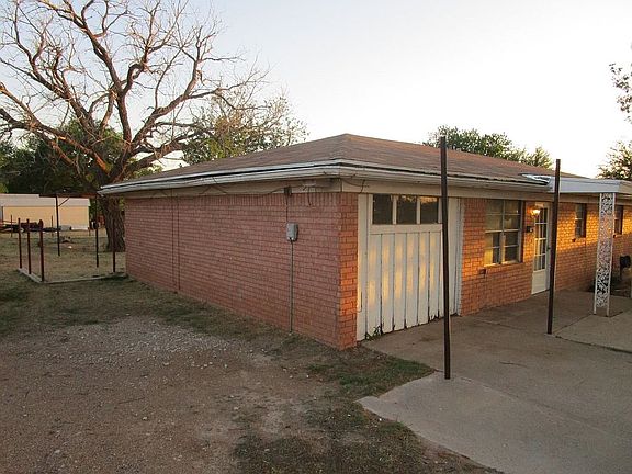 3rd image of 333 W 17th St