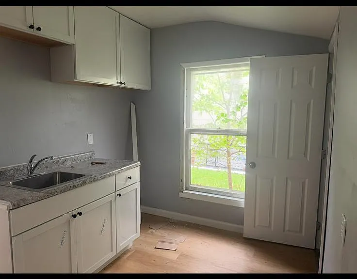 606-608 W North St #608-1 — Photo 10