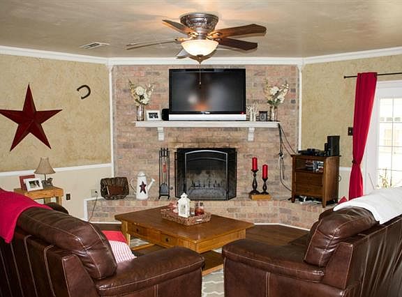 5th image of 1609 Bowie Cir