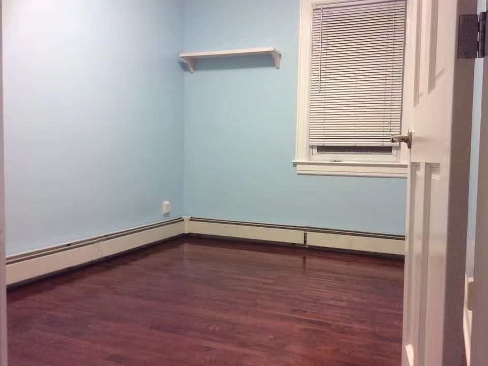 2nd image of 5015 203rd St