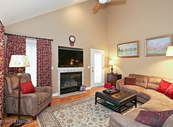 2nd image of 29W484 Big Woods Dr