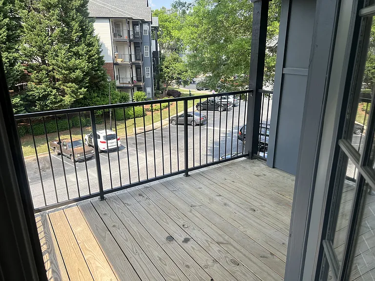 Wesley St. Claire Apartments at Lawrenceville — Photo 155