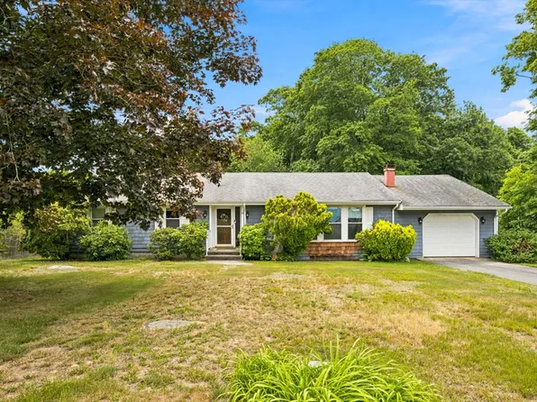 18 Gifford Rd, Westport, MA 02790