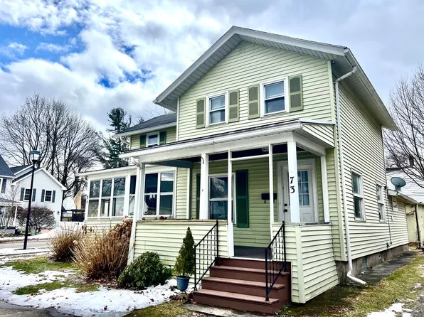 73 Roselawn Ave, Fairport, NY 14450