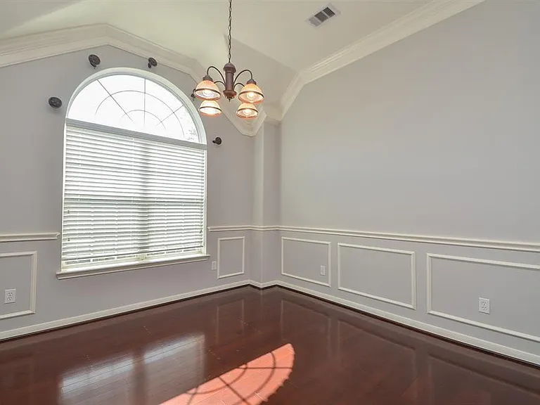6726 Oakman Ln — Photo 5