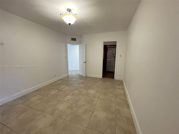 4th image of 8290 Lake Dr APT 549