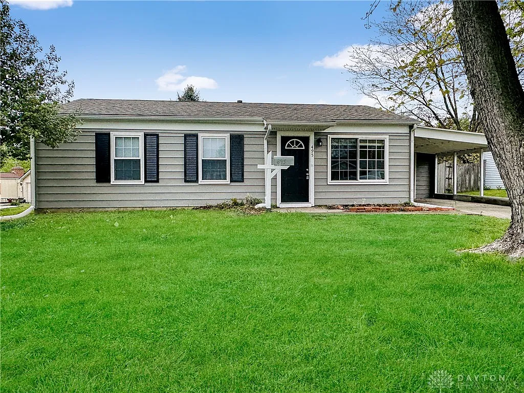 495 Millard Dr photo 1