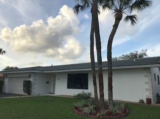 7001 Loch Ness Dr, Miami Lakes, FL 33014