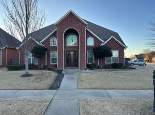 4500 Swinton Dr, Bentonville, AR 72713