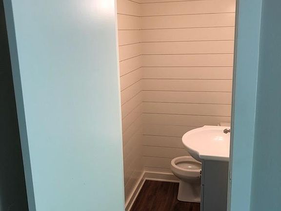 4th image of 2908 Williamsburg Ln