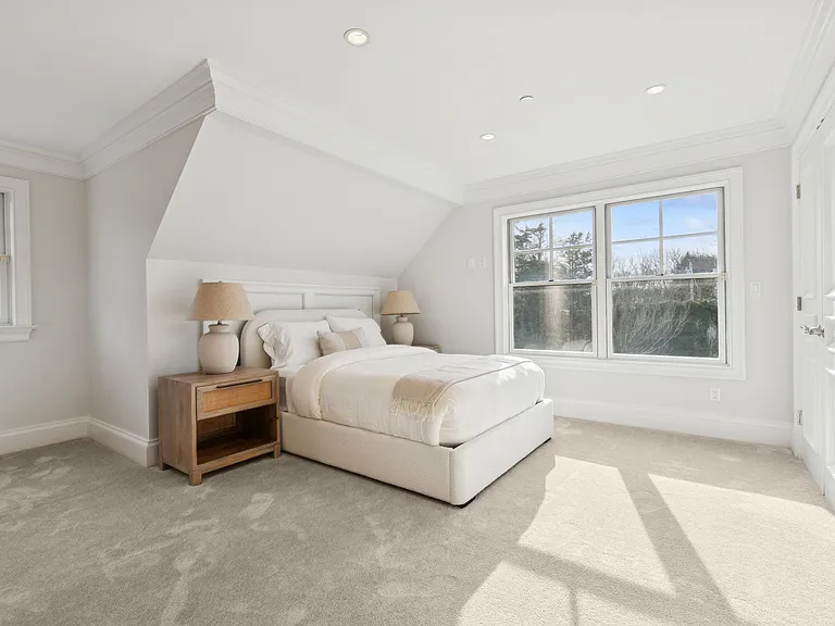 3 Sunset Ave — Photo 30
