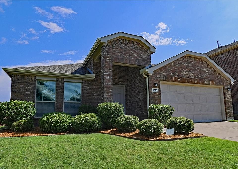 1st image of 5220 Bear Valley Dr