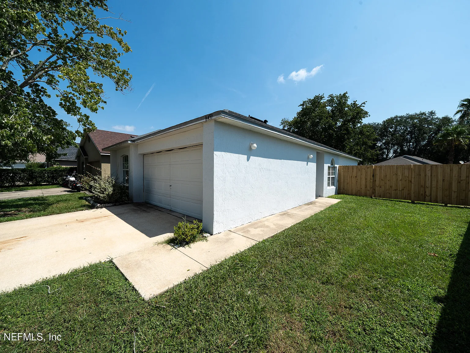 3 bed, 2.0 bath, 1294 sqft, $1,775 — Photo 3