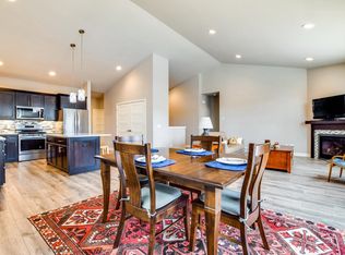 10212 Watts Rd, Verona, WI 53593