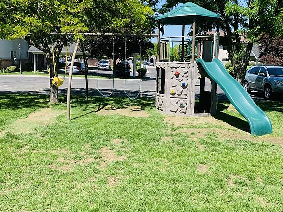4th image of 62 N Garden Park Dr