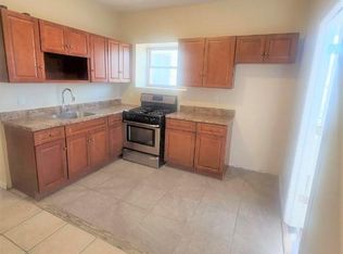 960 Grove St #3R, Irvington, NJ 07111