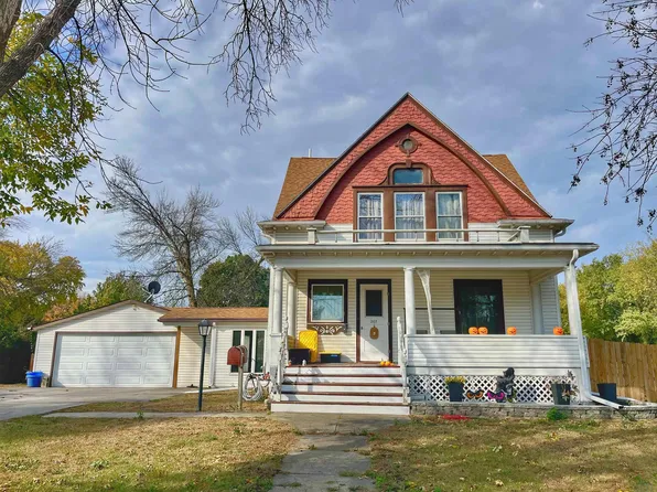 207 NW 7th St, Pocahontas, IA 50574