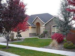 1972 W Rattlesnake Dr, Meridian, ID 83646