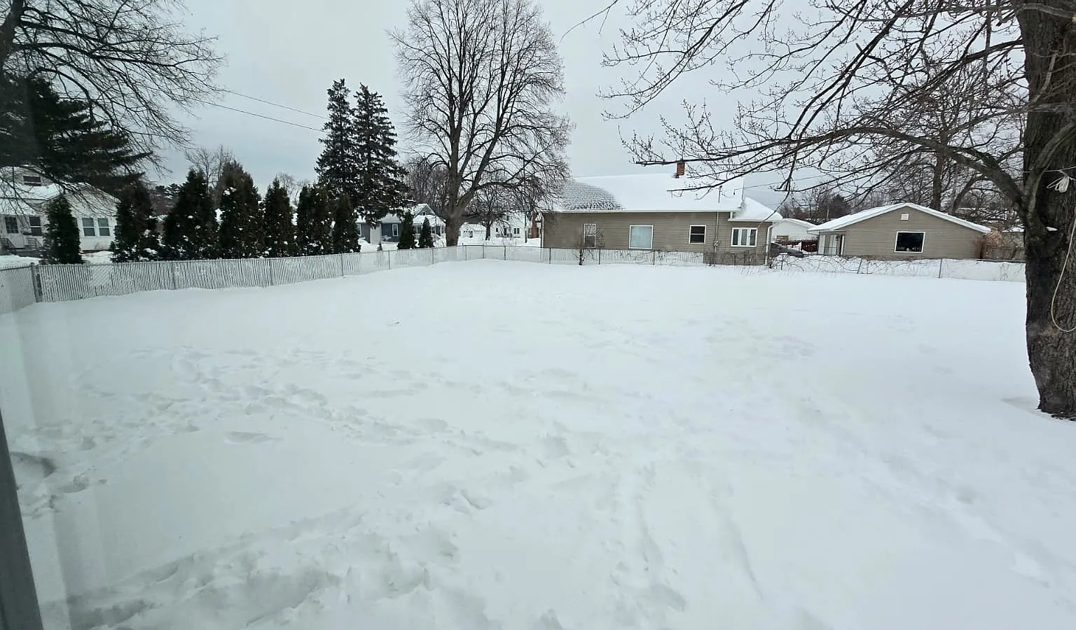 1310 Baker Street — Photo 2