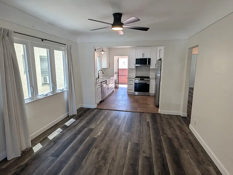 253 Covina Ave — Photo 34