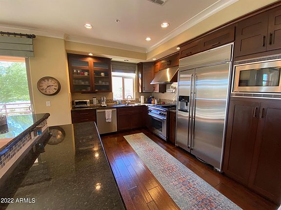 4th image of 4909 N Woodmere Fairway Unit 2012