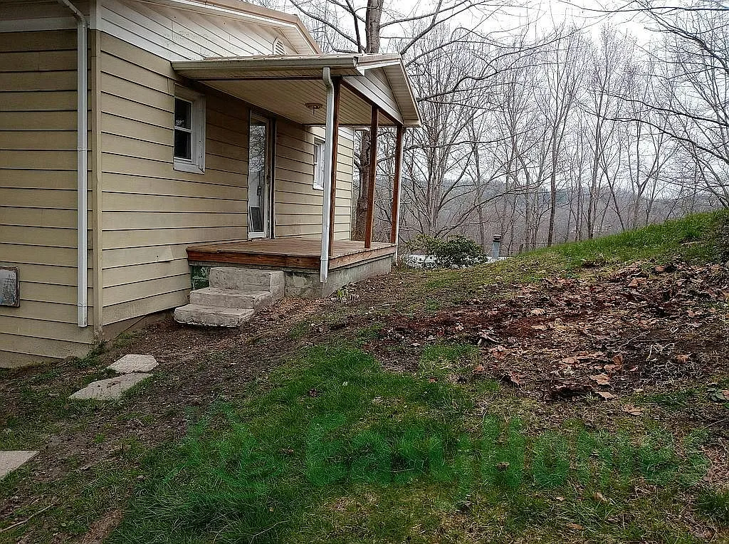 1015 Petrey Street Southeast — Photo 1