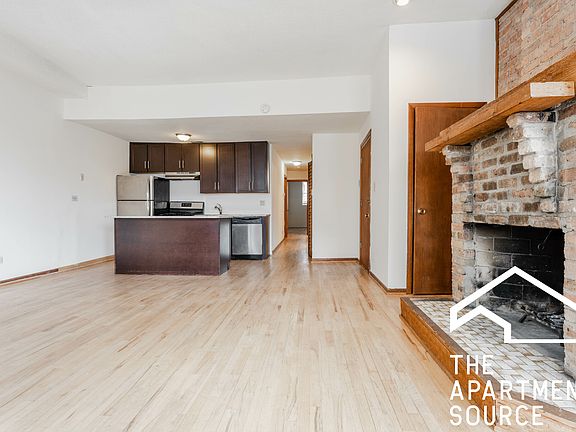 3rd image of 2521 N Lincoln Ave APT B3