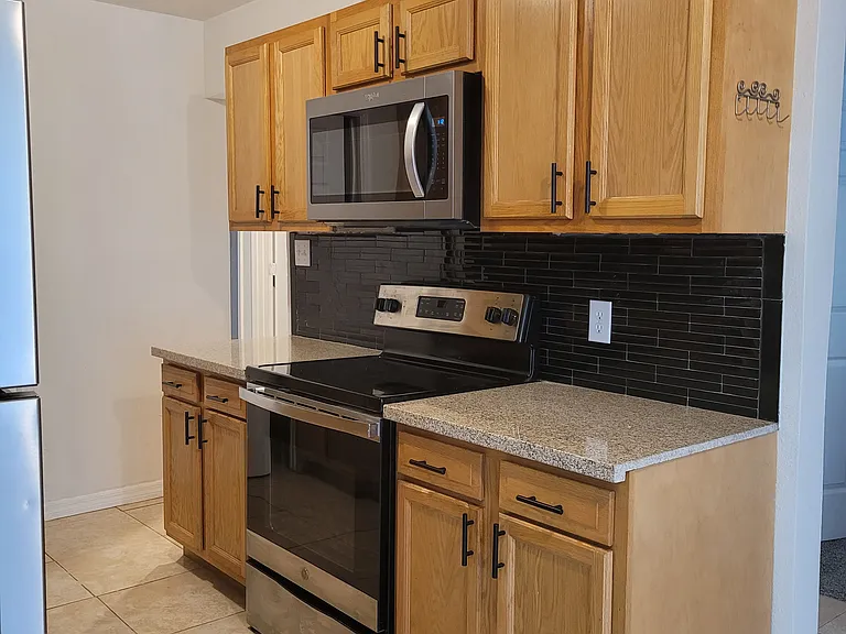 3106 Prospect St — Photo 5