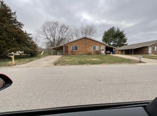 6 Sarpy Rd, Belleville, IL 62221