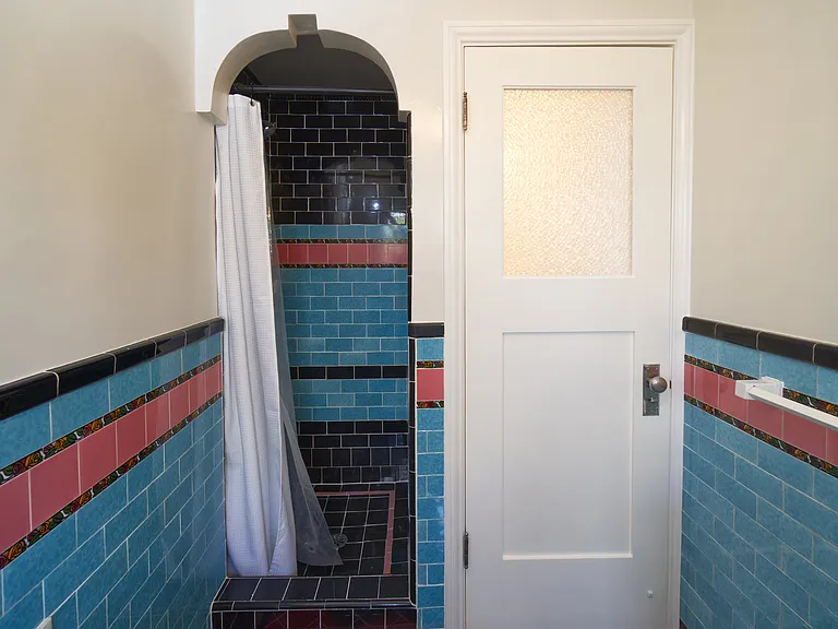 427 N Sierra Bonita Ave — Photo 20