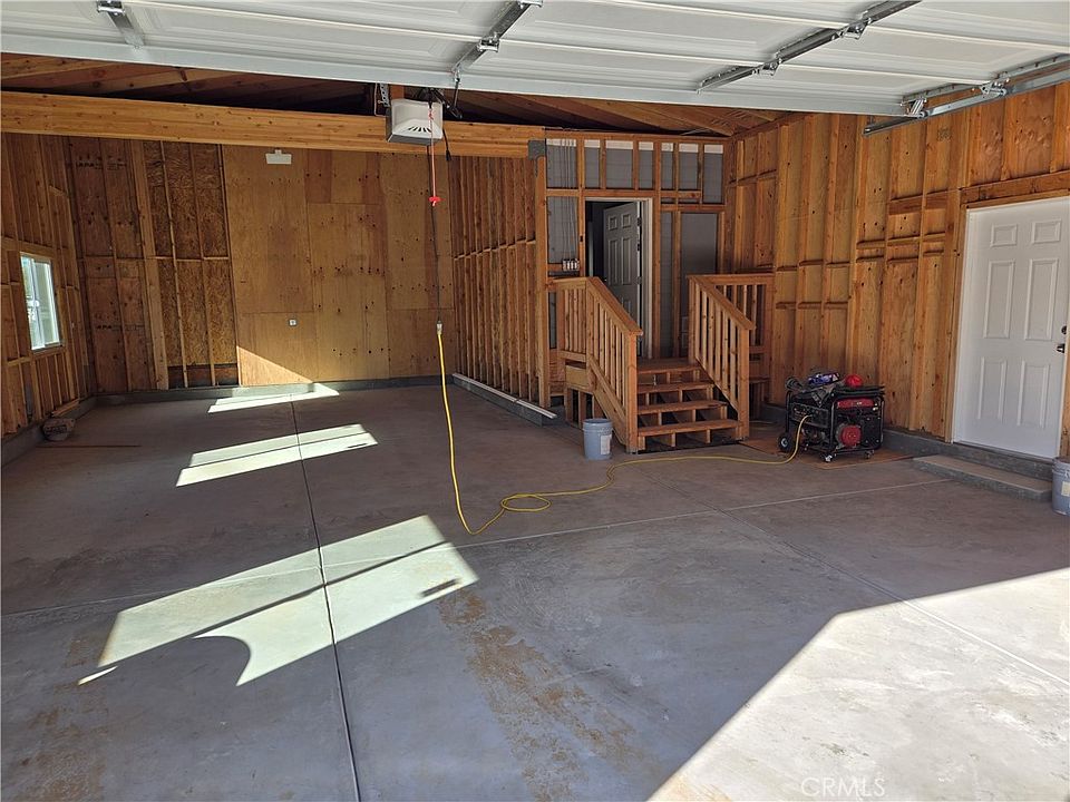 2nd image of 10733 Gramercy Pl