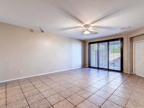 4th image of 160 Coyote Rock Ct
