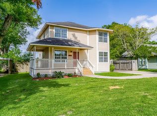 402 San Jacinto St, La Porte, TX 77571