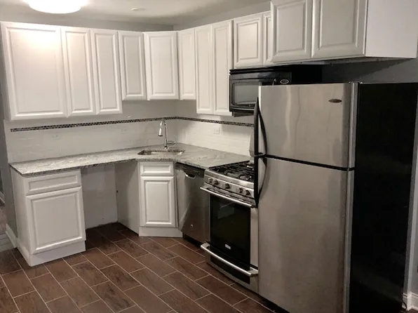 3131 N Central Park Ave, Chicago, IL