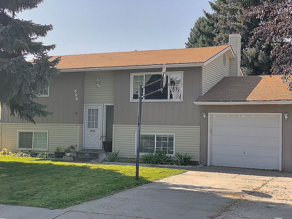 1st image of 689 Neptune Dr